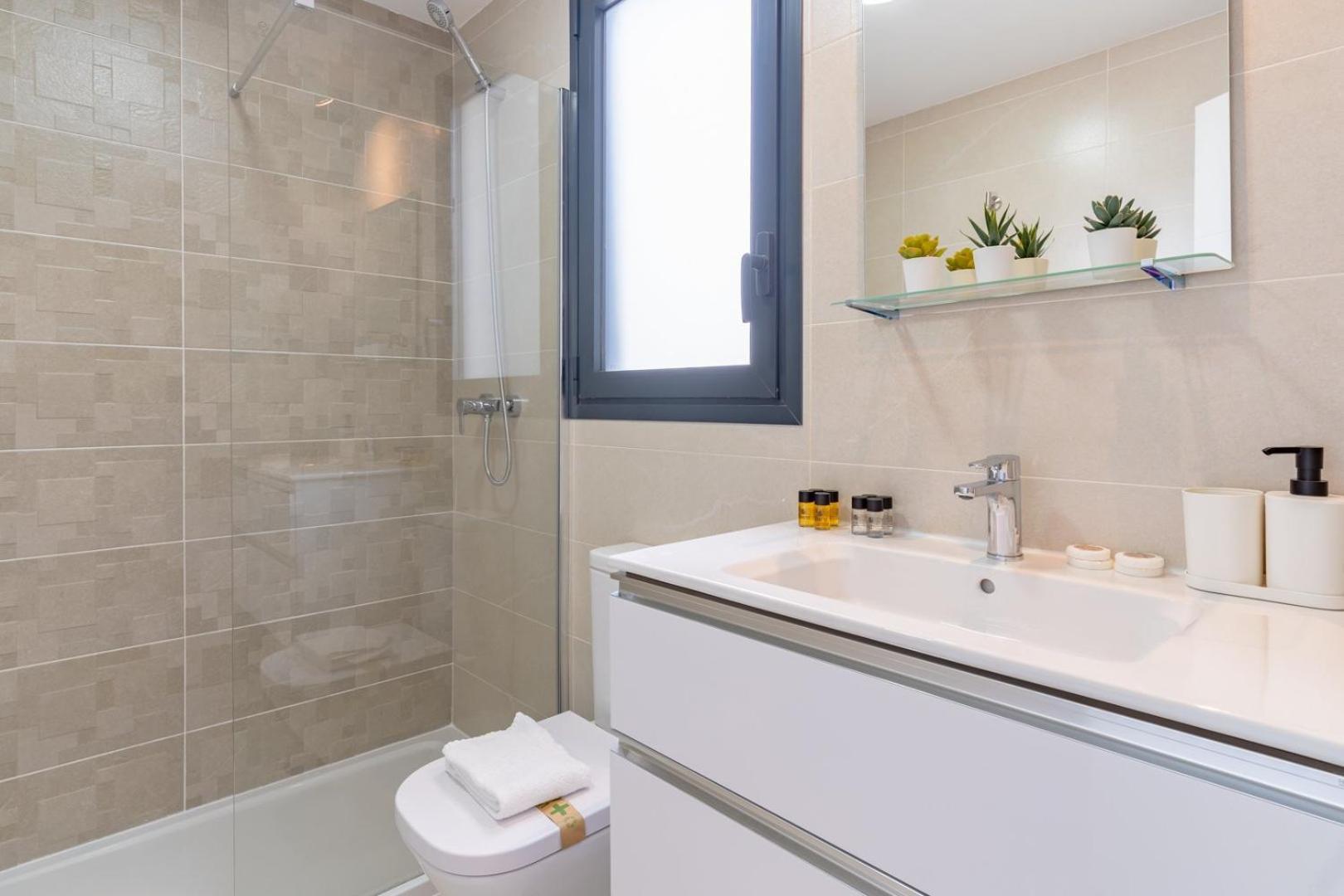 Guestready - Sunny Seaside Escape In Malaga Apartment Luaran gambar